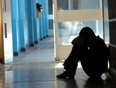 Aπόπειρα αυτοκτονίας από 15χρονο λόγω bullying - Στο ίδιο σχολείο με τον έφηβο που απαγχονίστηκε τον Ιούλιο